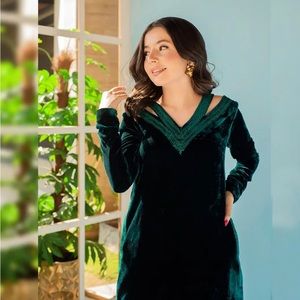 NWT velvet Shazia Rauf Khan desi/pakistani dress